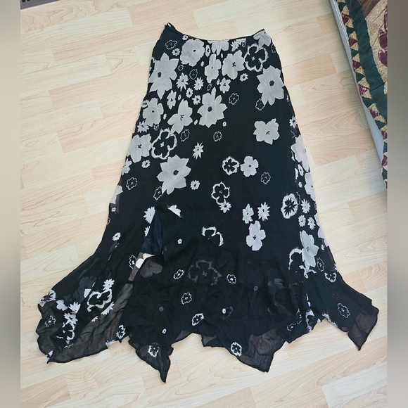 90s Black Asymmetrical Pointed Hem Floral Fairy Maxi Skirt With Beading - Picture 1 of 9